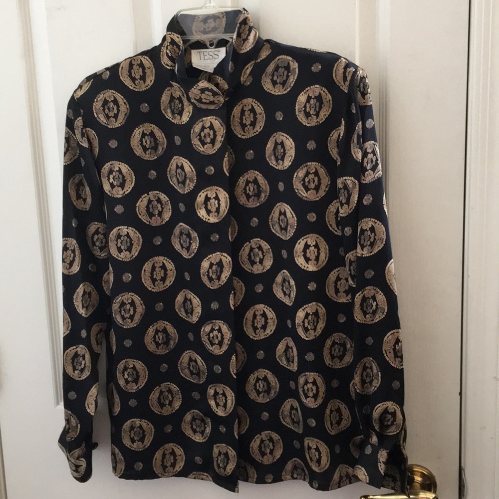 FINAL MARKDOWN Tess silk blouse medium